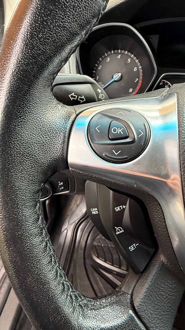 Ford Focus 2.0 SE 4X2 AT 5P 2015 (99.130 km)