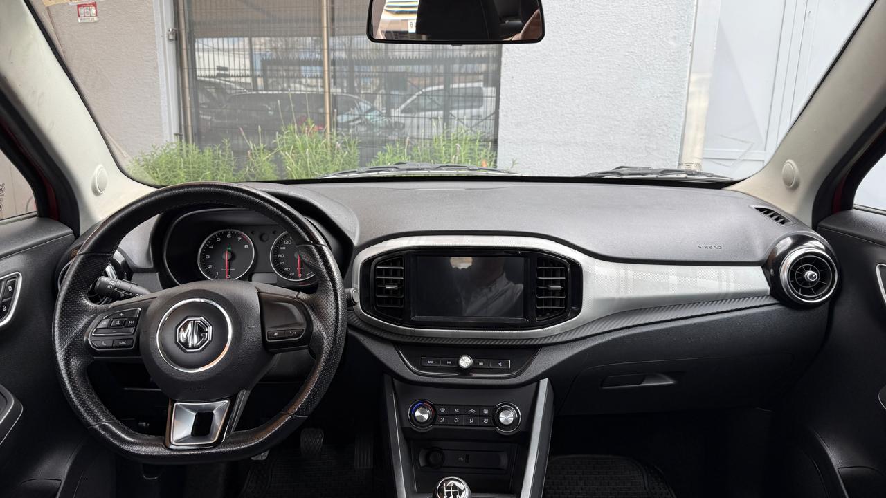 MG 3 1.5 Comfort 4x2 HB MT 2021 (50.688 km)