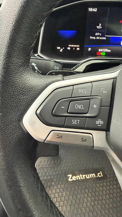 Volkswagen Nivus 1.0 TSI Comfortline 4x2 AT 2023 (64.000 km)