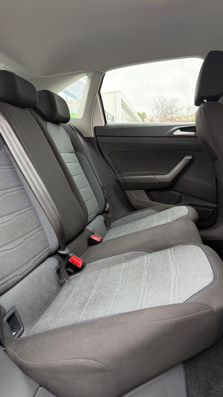 Volkswagen Nivus 1.0 TSI Comfortline 4x2 AT 2023 (64.000 km)