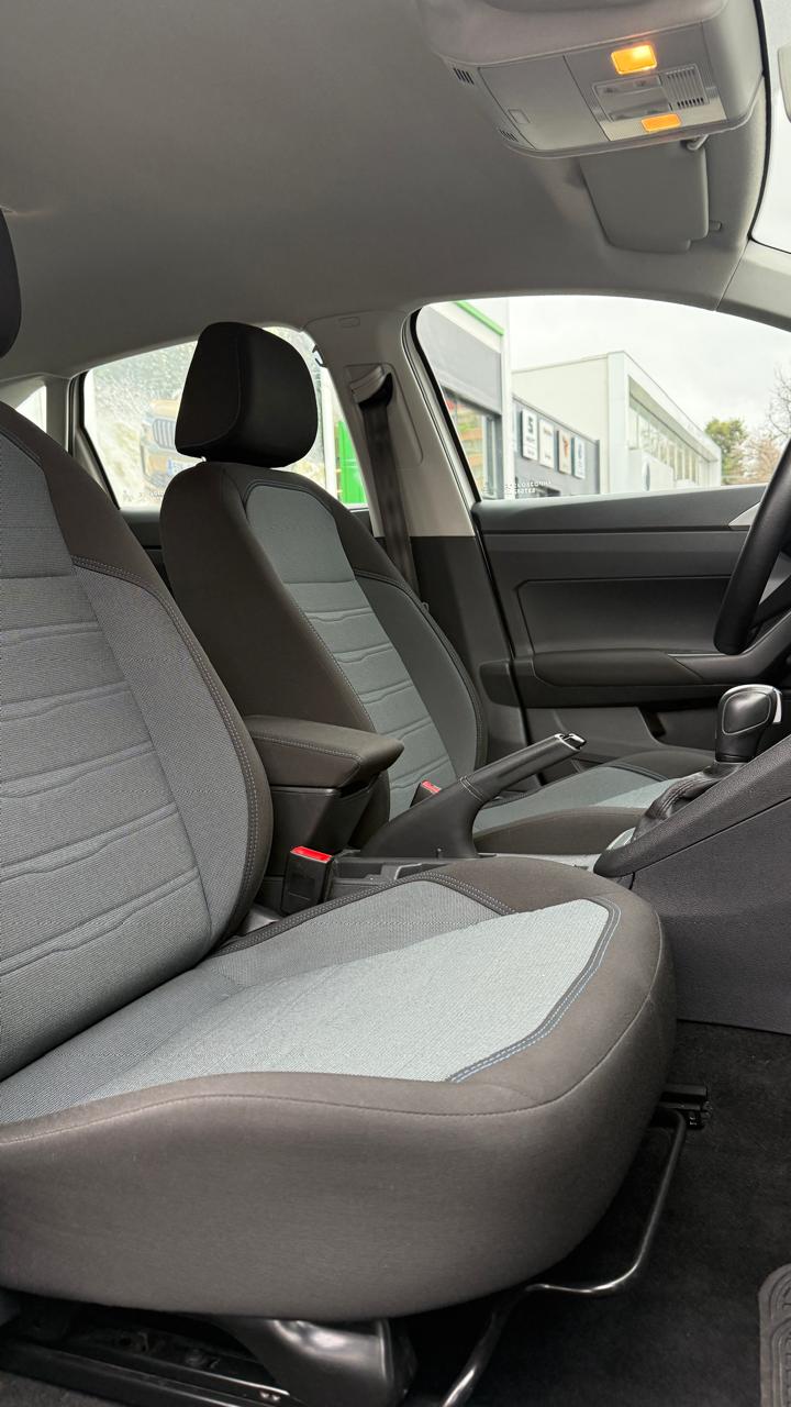 Volkswagen Nivus 1.0 TSI Comfortline 4x2 AT 2023 (64.000 km)