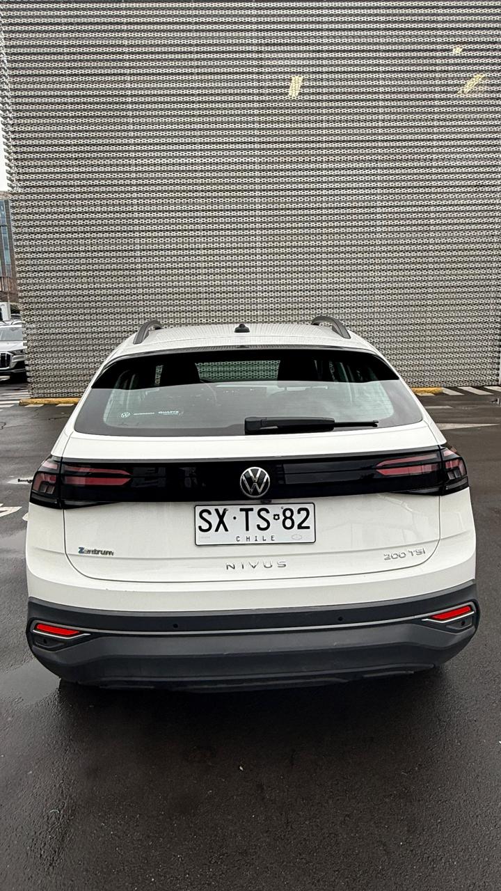 Volkswagen Nivus 1.0 TSI Comfortline 4x2 AT 2023 (64.000 km)