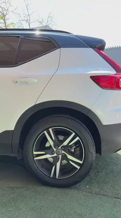 Volvo XC40 2.0 T4 R-Design Auto 2021 (61,000km)