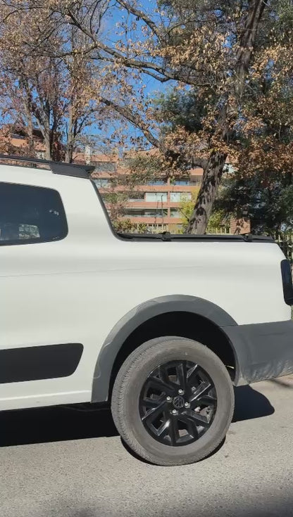 Volkswagen Saveiro 1.6 DC Comfortline 2025 (15.000 Km)
