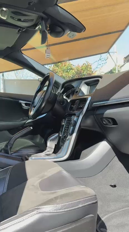 Volvo V40 2.0 T4 Auto R-Design 2016 (196,000 Km)