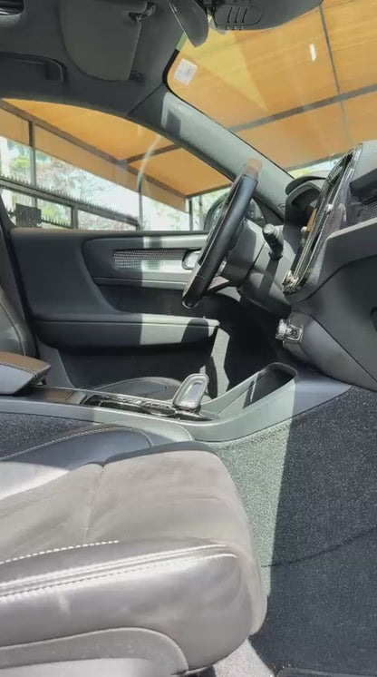 Volvo XC40 2.0 T4 R-Design Auto 2021 (61,000km)