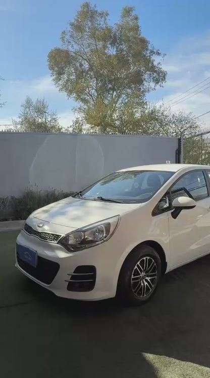 Kia Rio 5 1.4 EX Manual 2015 (117.950 km)